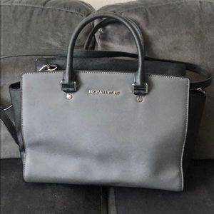 Michael Kors Selma Large Handbag